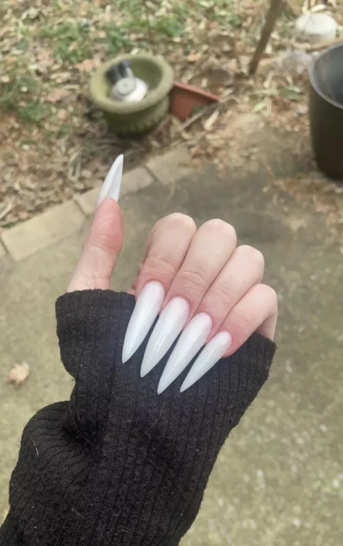 Milky white nail 😛🤍