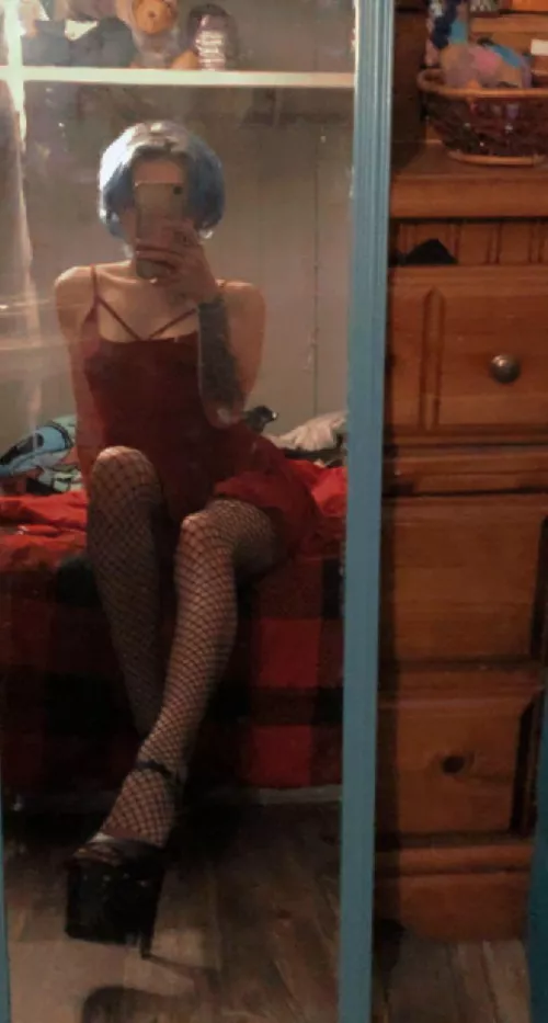 mirror selfies have my 🫶🏼