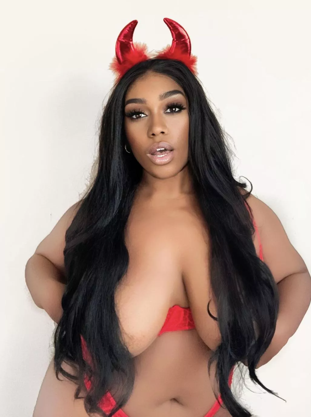 my absolute fav costume for role play👿❤️