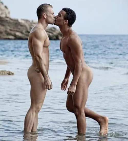 “Ocean kiss” …