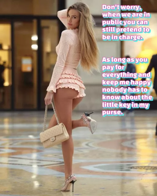 Perfect trophy wife💓