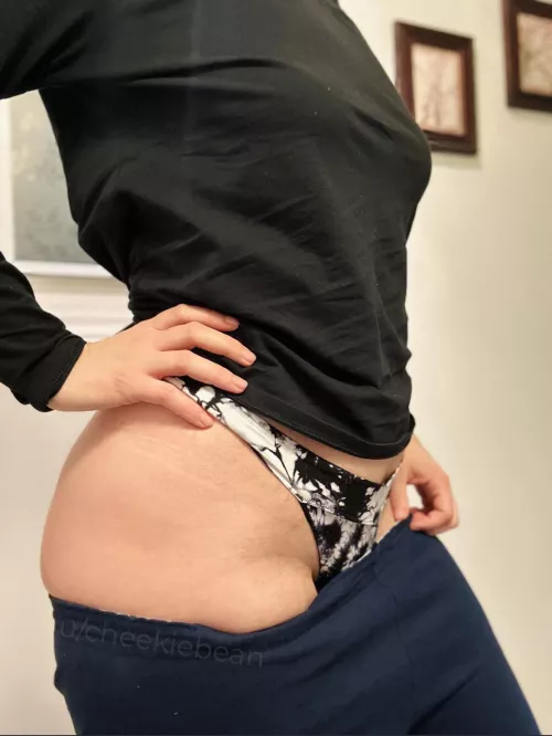 Relaxing in my pjs 😌