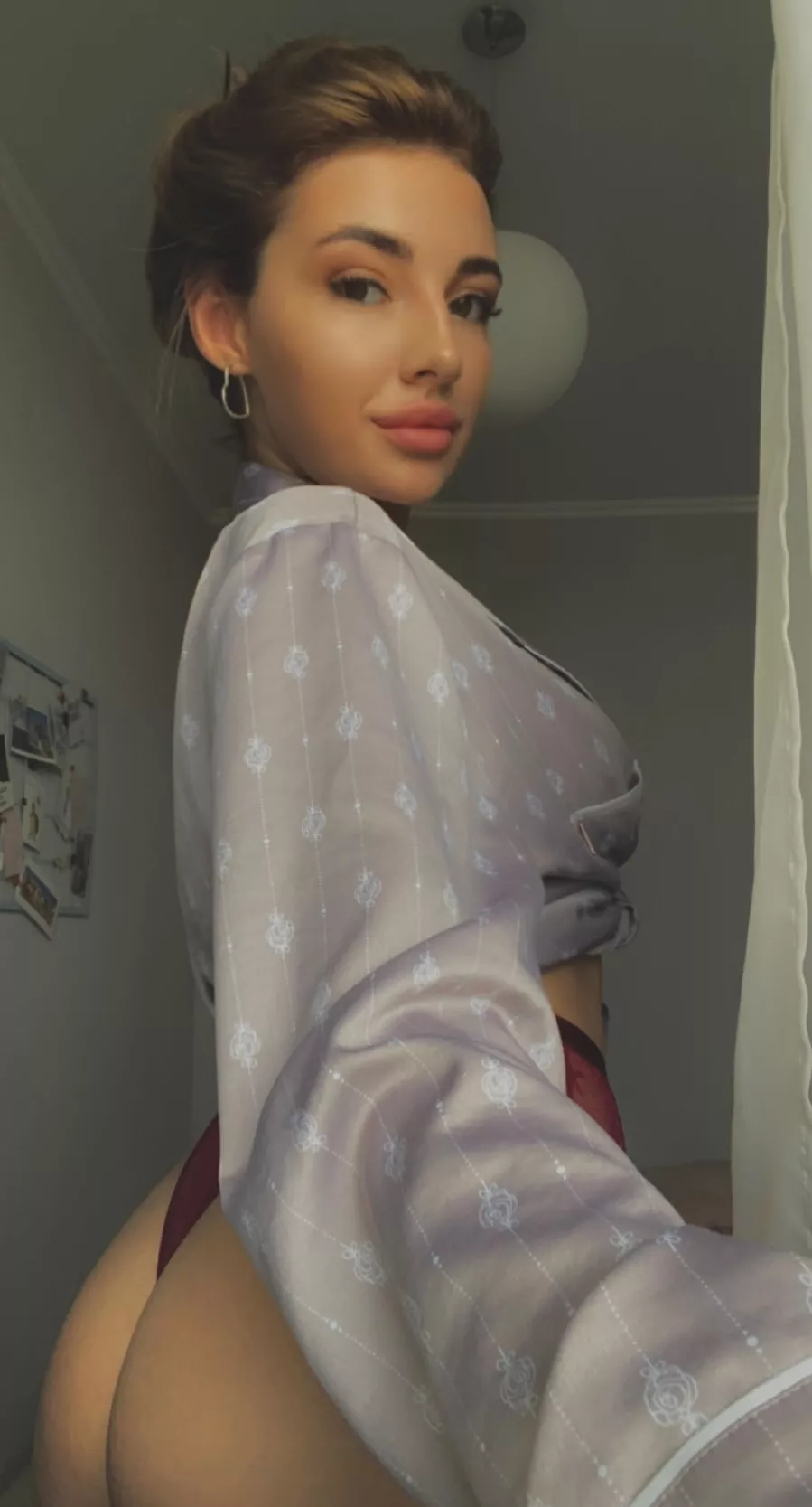 Searching for face to sit on🤫