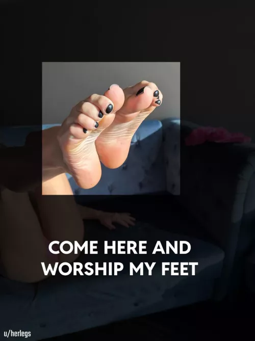 Start licking loser. Clean up these soles for your Goddess [domme] [oc]