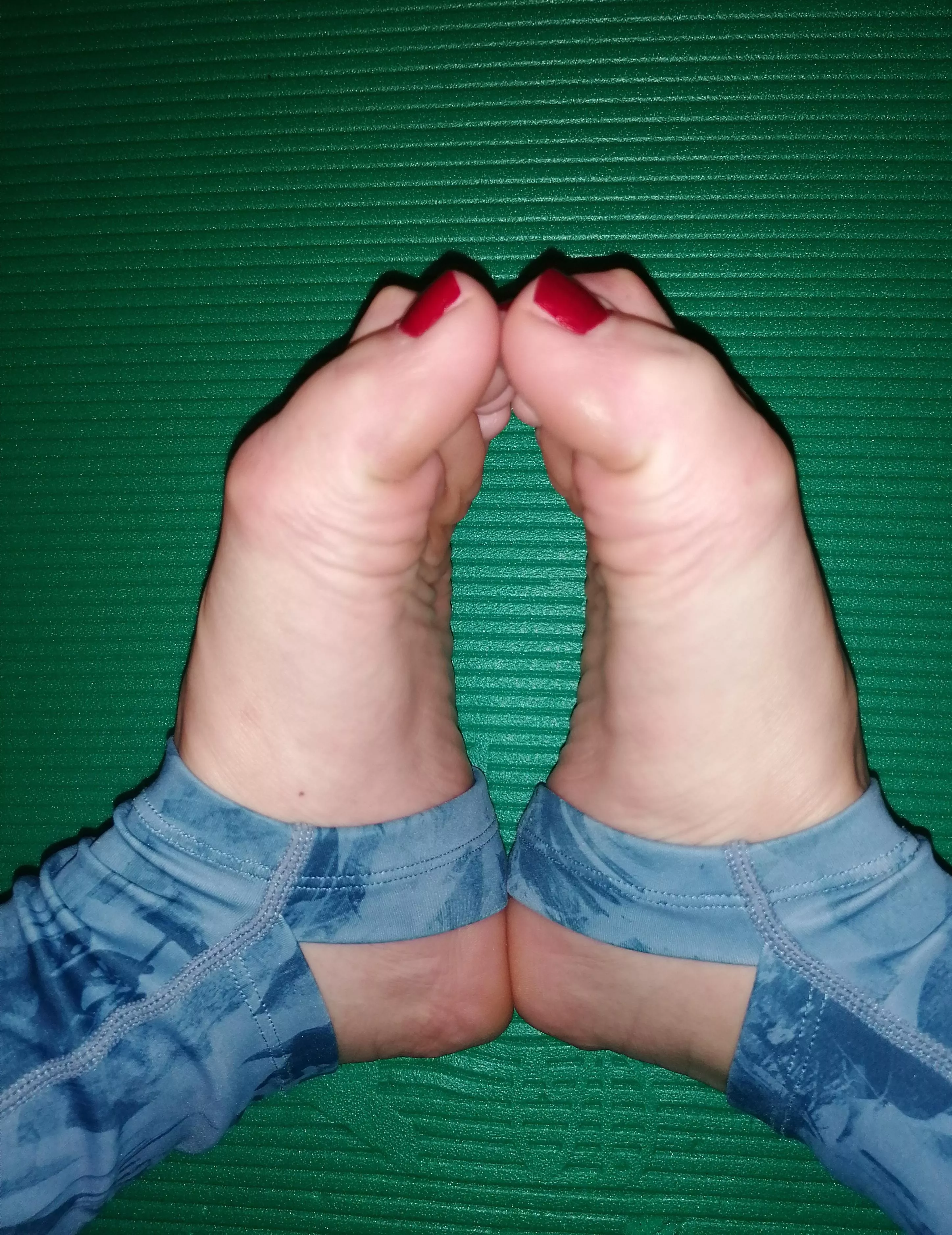 sweaty after yoga workout soles 🥵