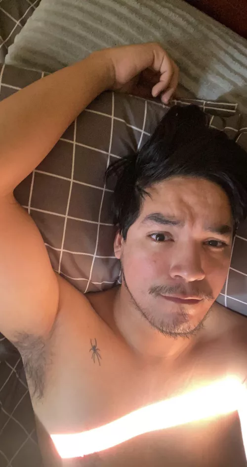 Waking up. Looking a little crazy 😭