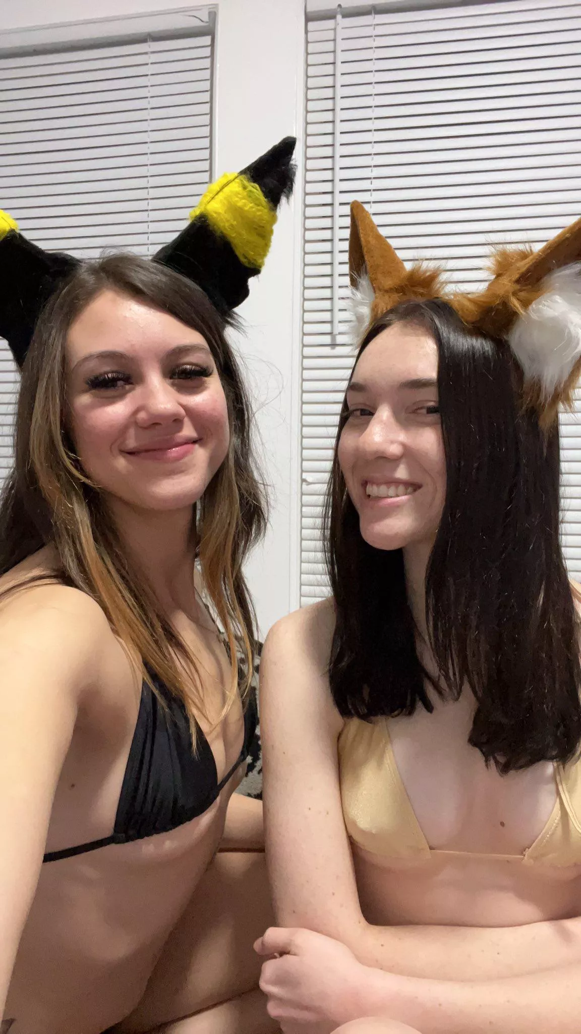 We're live on chaturbate! Come join us while it's getting good