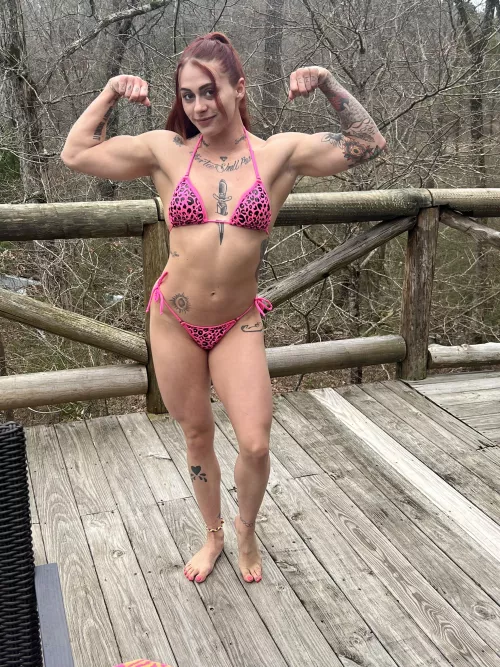 Who’s arms are bigger? Yours or mine