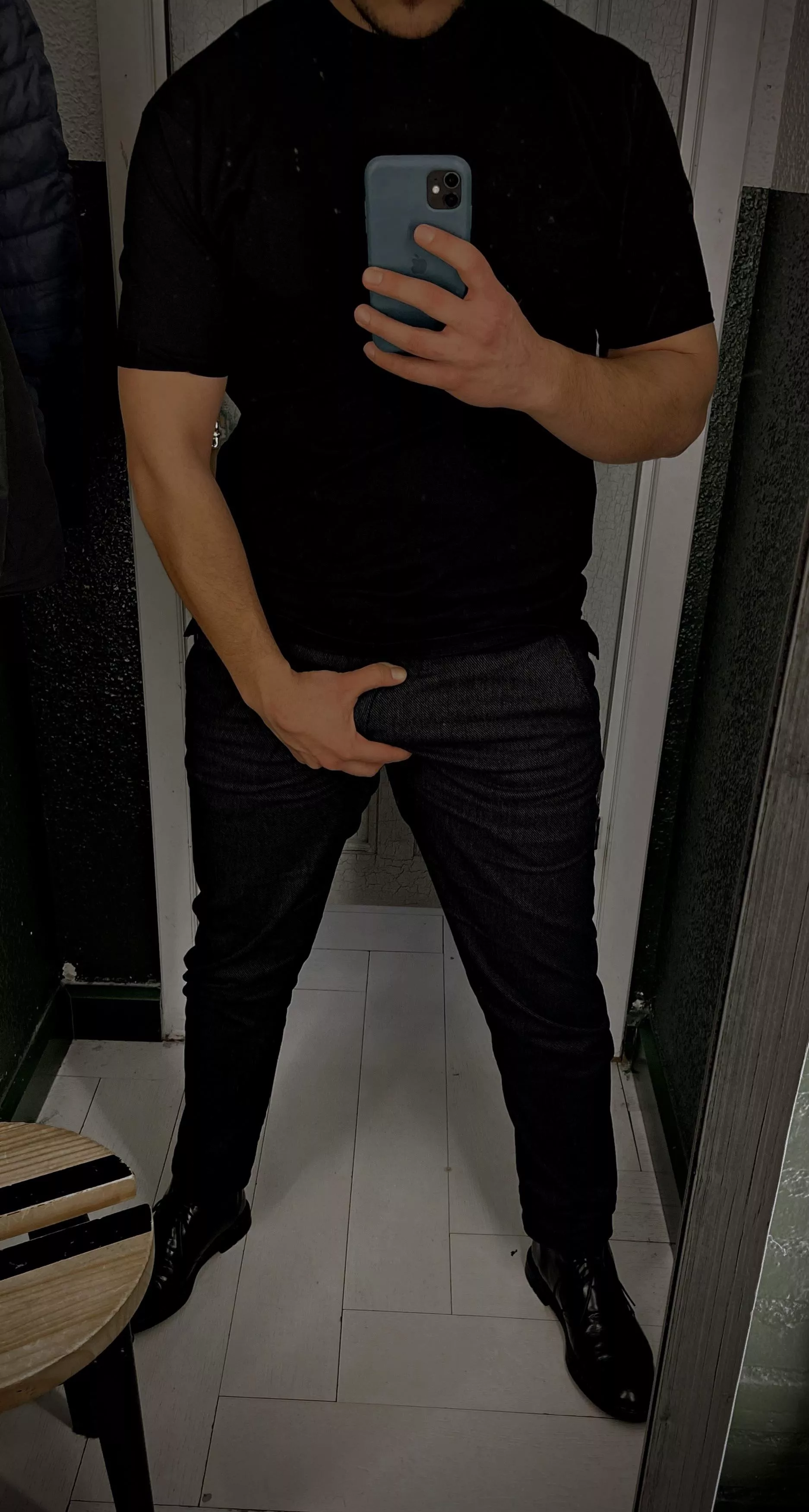 Would you lock yourself on changing room with me?