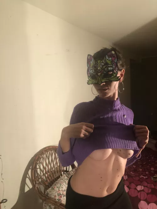 You wouldn't think i'd be hiding these under my sweater.