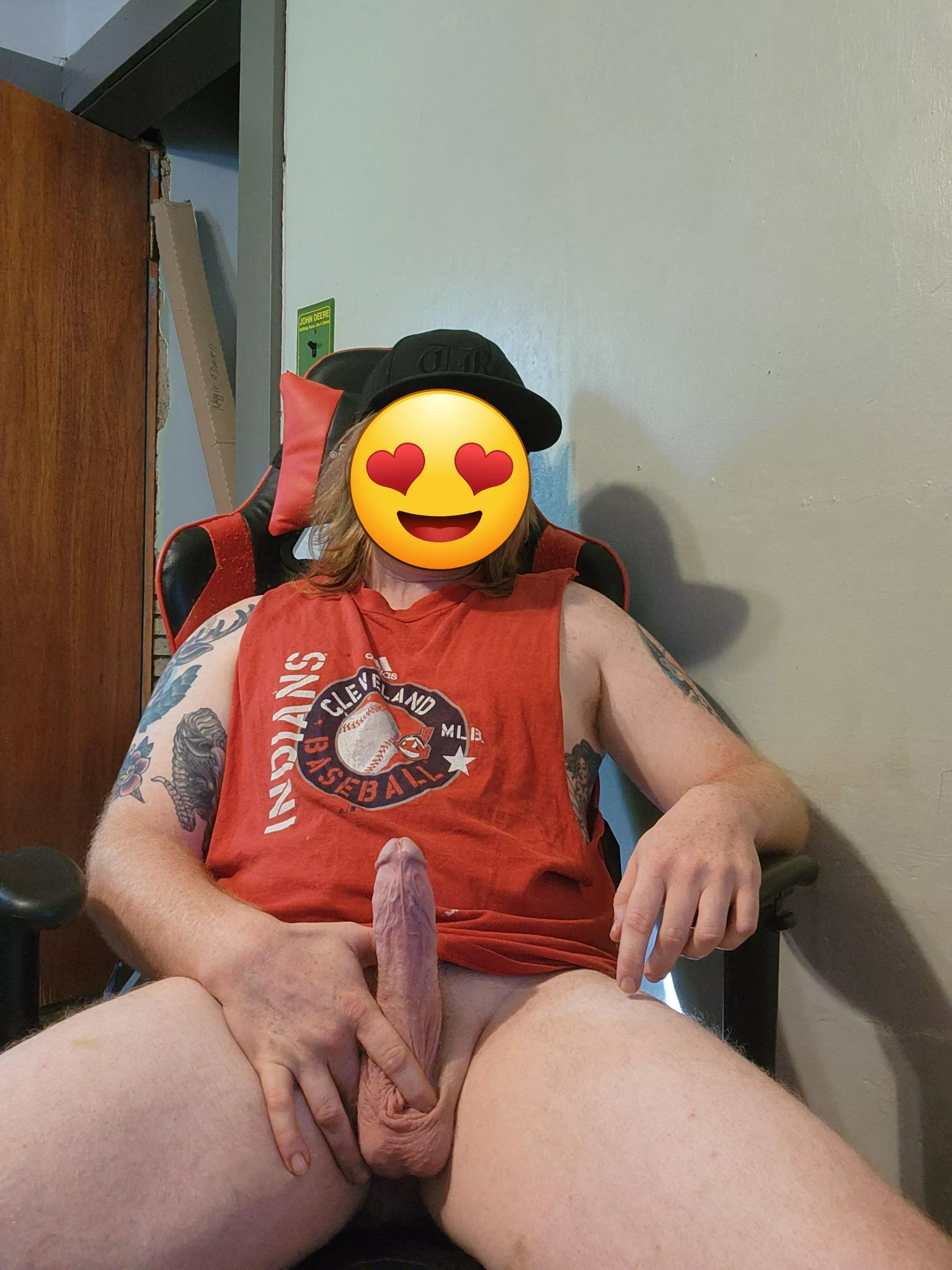 31 Bi ohio guy. Would you let this country boy be your bull?