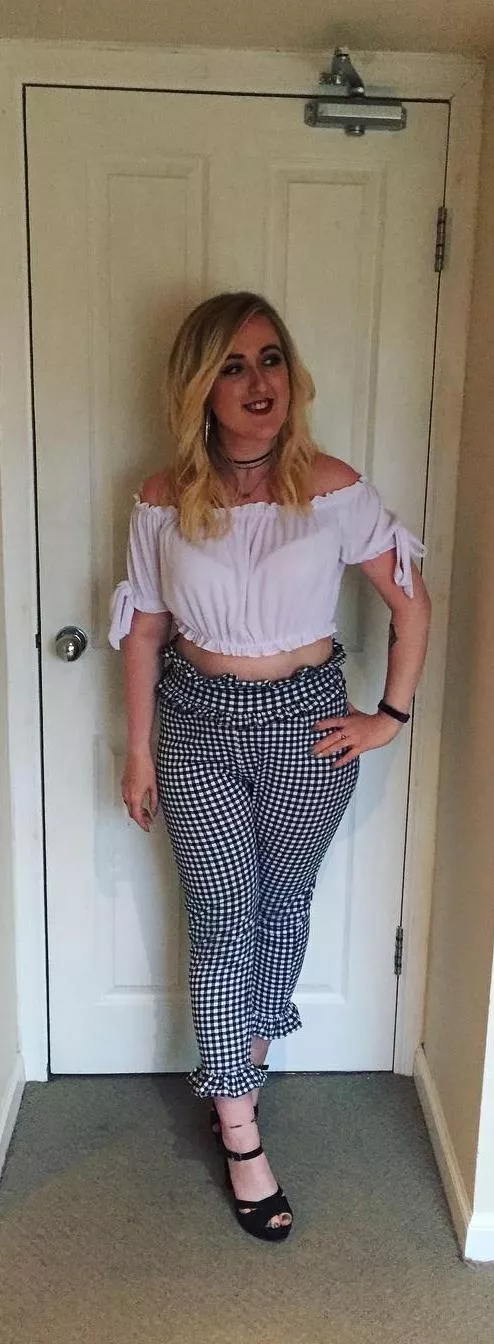 Absolutely love bra lines