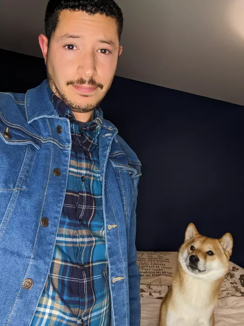 Anyone else feel judged by pets when you dress to go out?