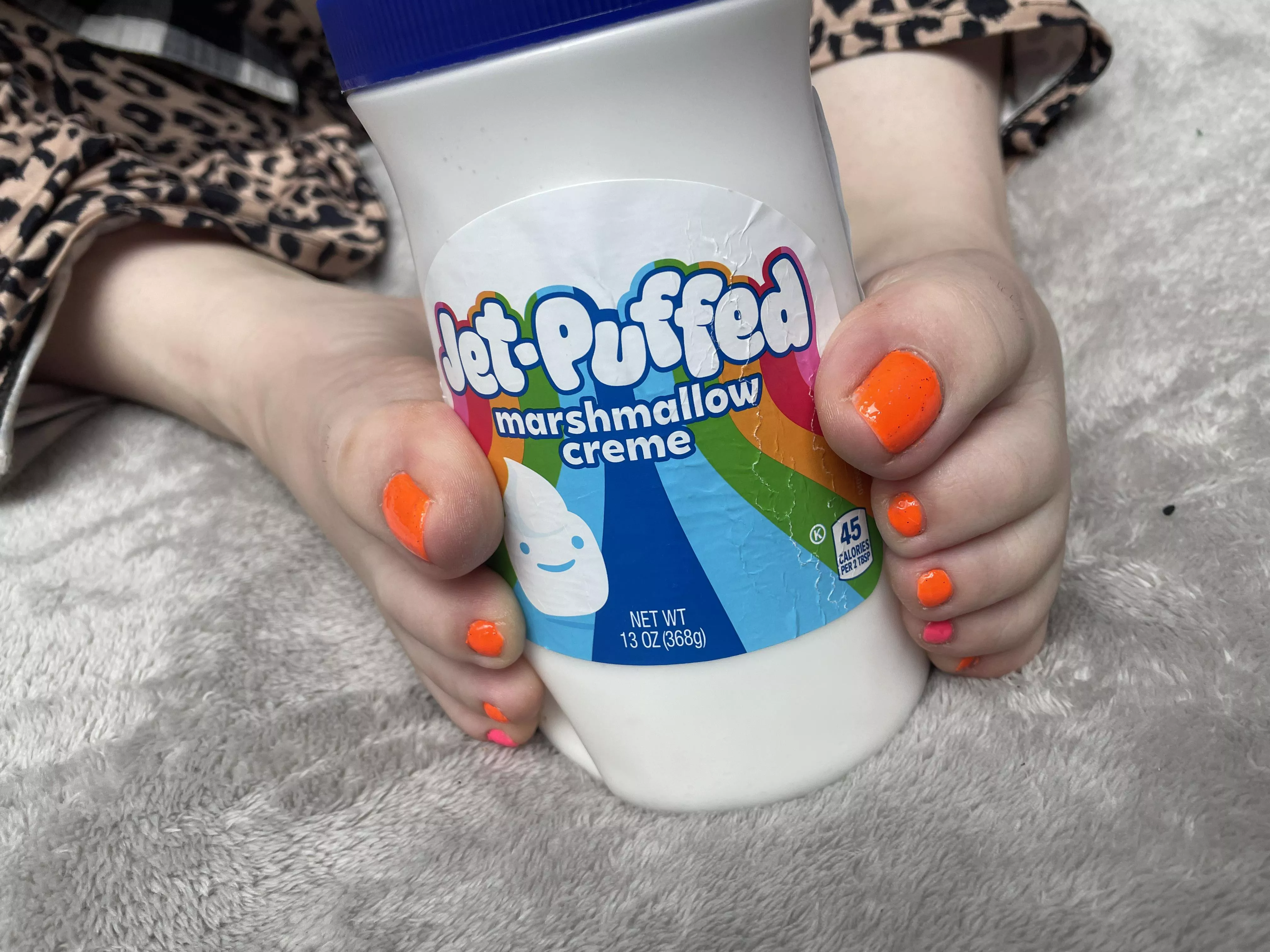 Anyone for some s’mores? I’ll make them special ;)