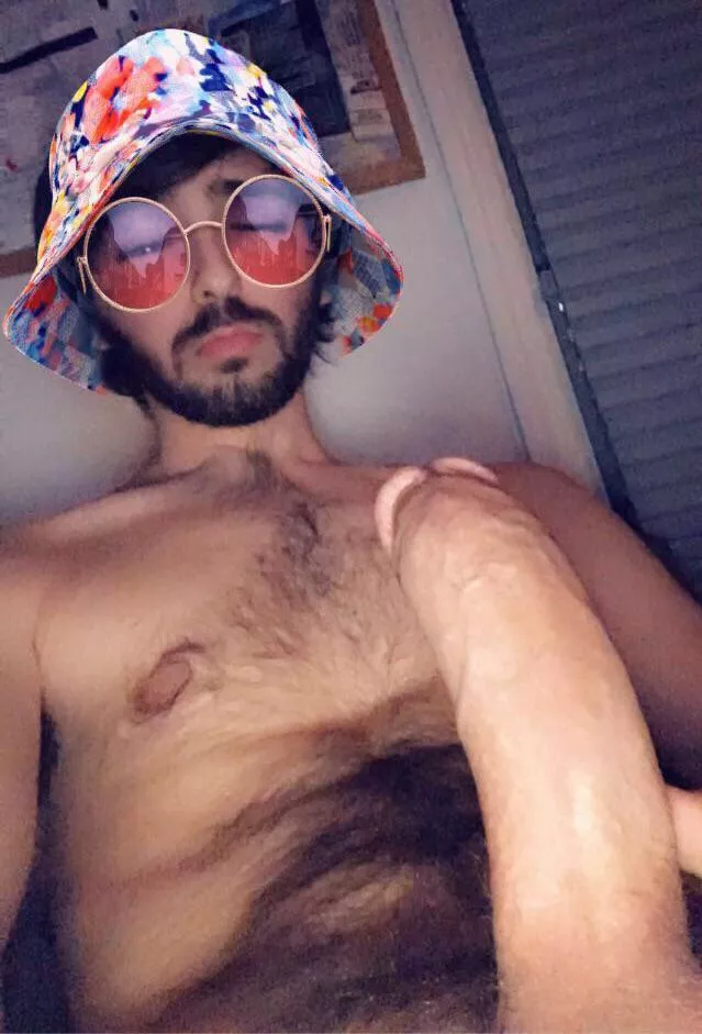 Anyone horny for BWC?😈