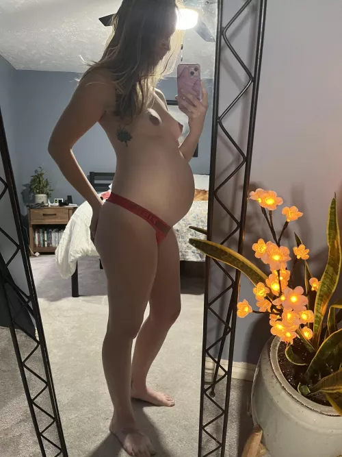 Dm Me if You Want to Chat 😬😬