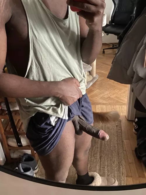 Get on your knees 😈🍫