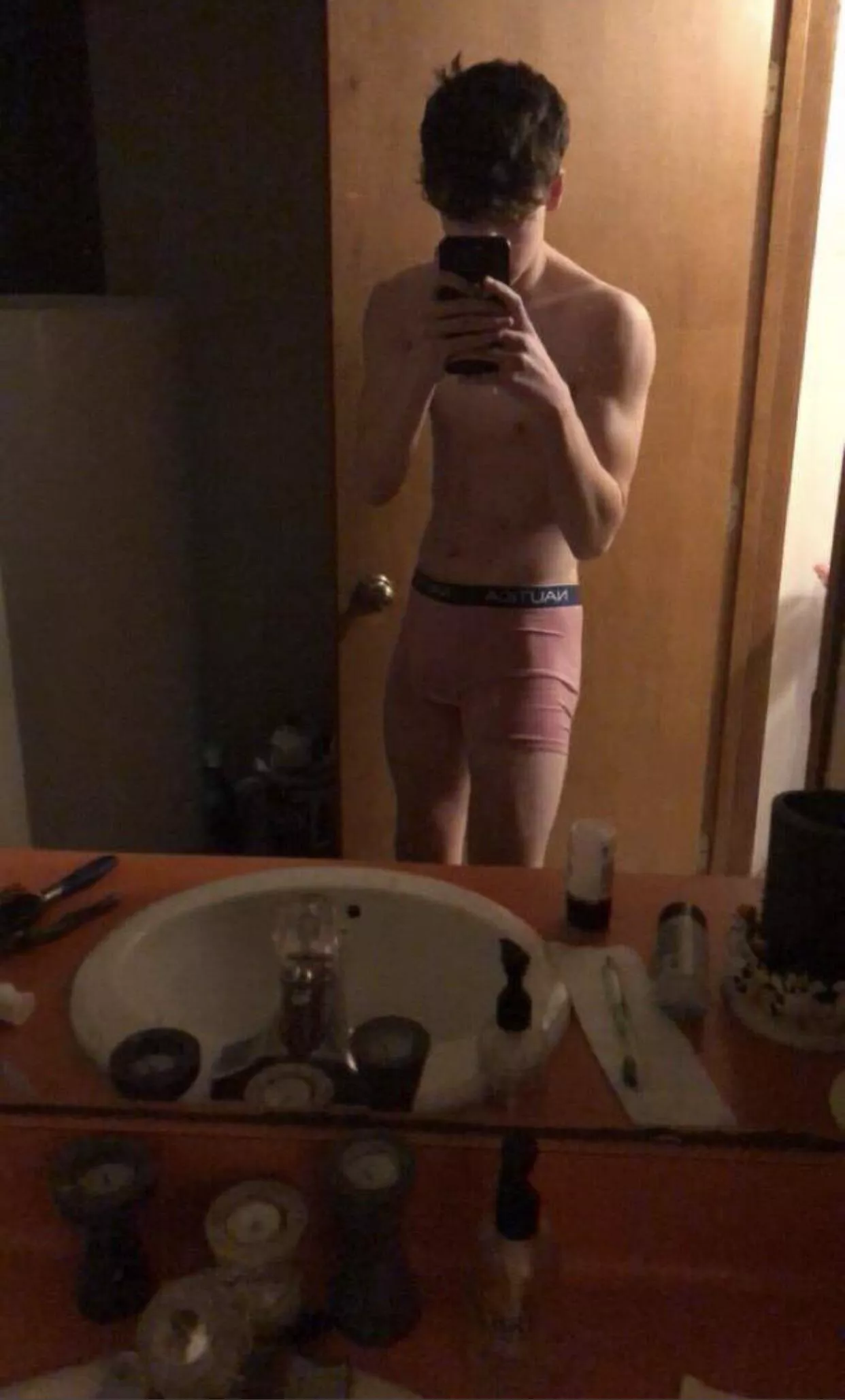 Girls help me out (m18)