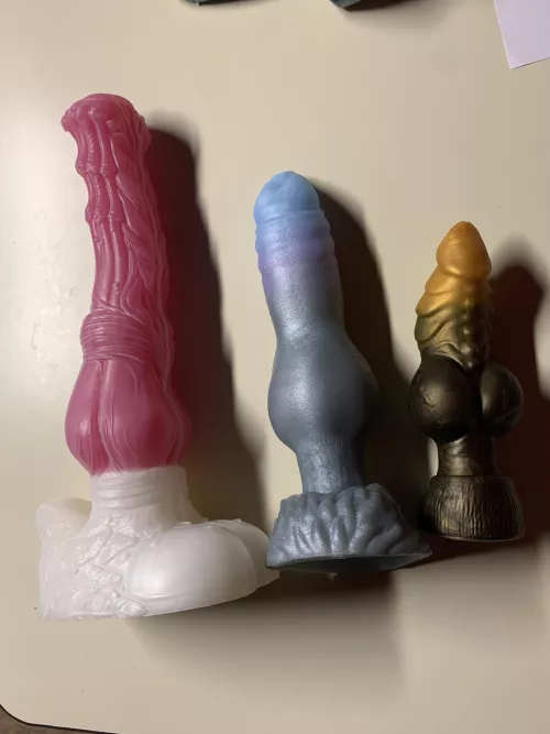 Got my order and everything looks great. Was scared of the large Seraphina compared to Large Austin and Medium Fenrir not bad Knot looks intense