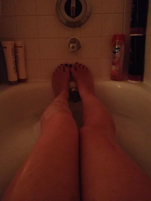 Happy Friday ladies!