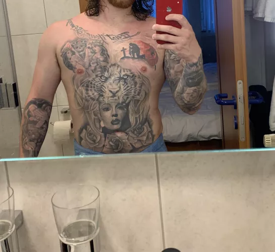 Hot tatted white guy. Where’s the love?