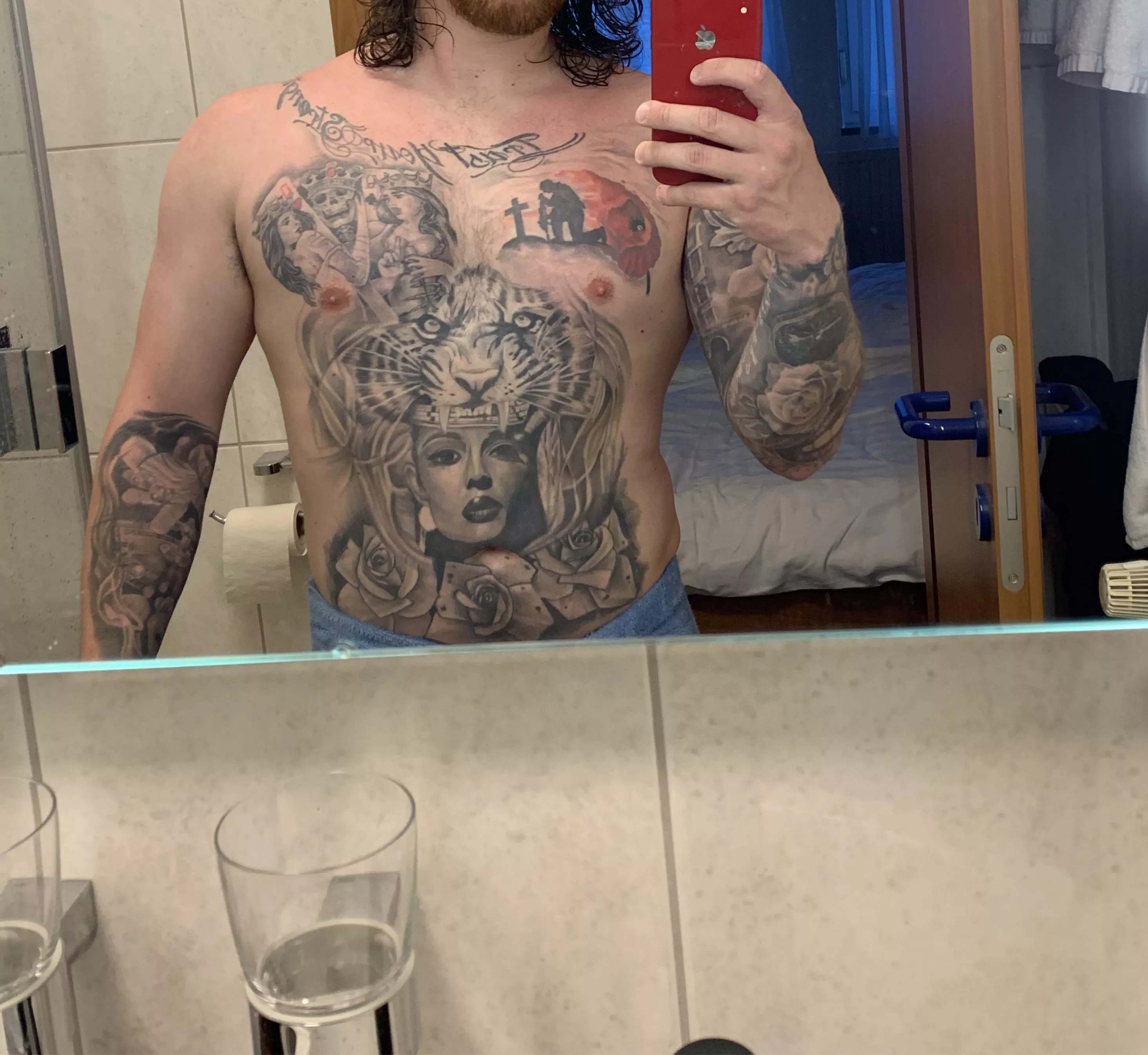 Hot tatted white guy. Where’s the love?