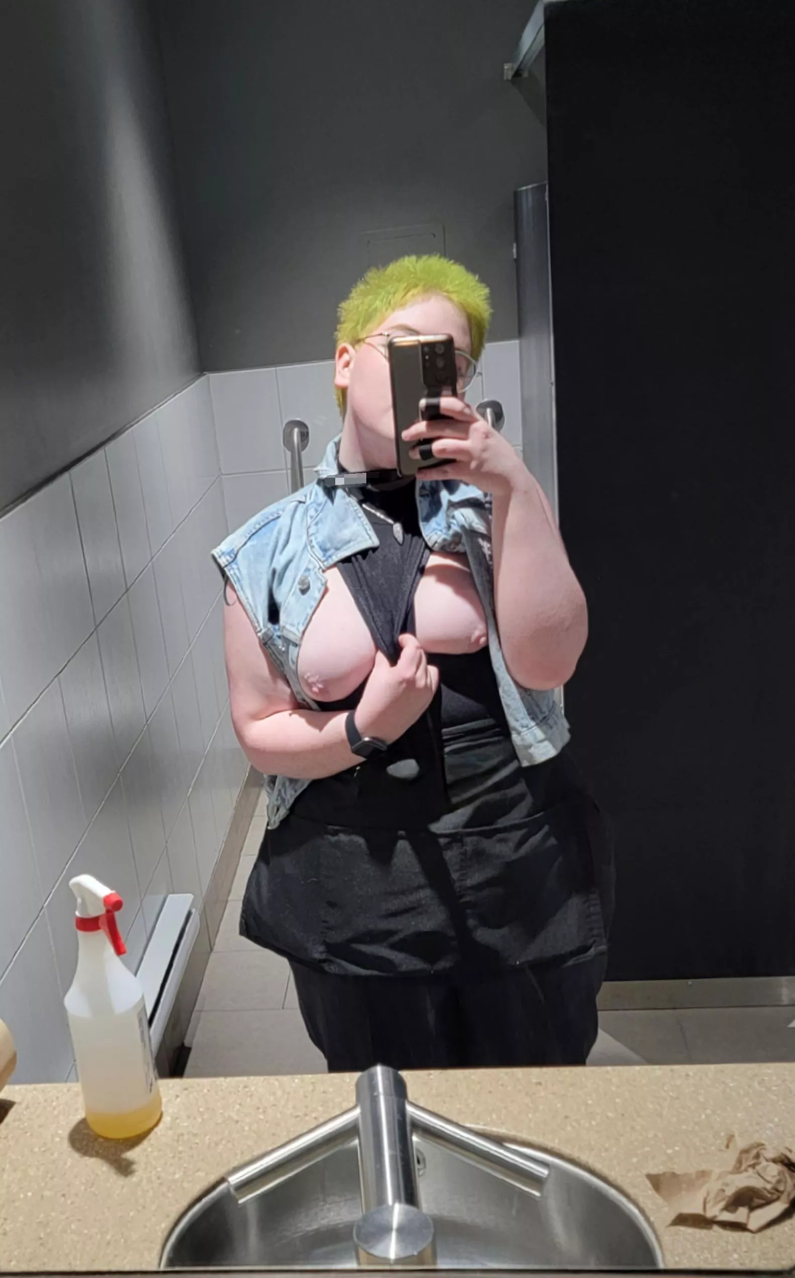 I hope Mr. Bossman doesn't see this 🤭