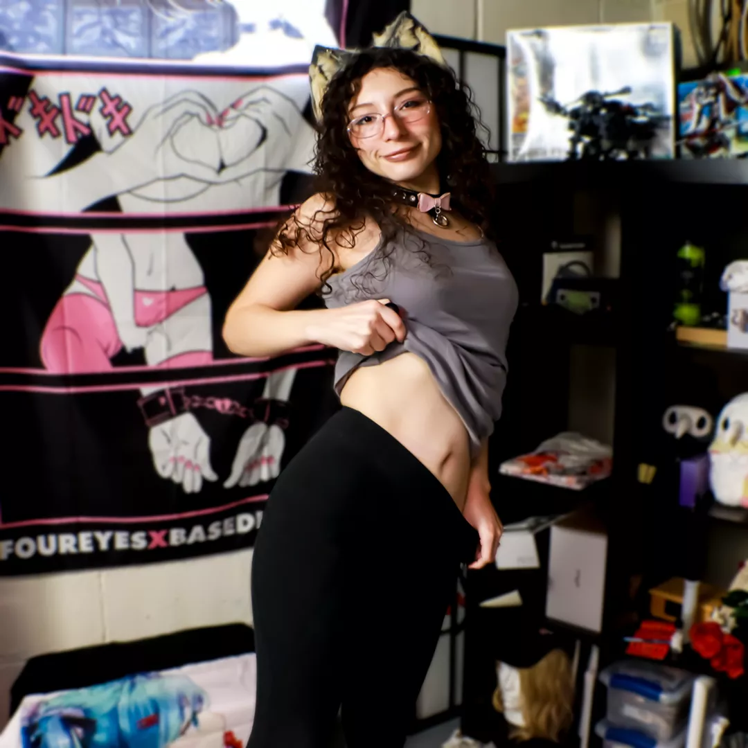 I think everyone deserves tummy rubs. They feel so nice!