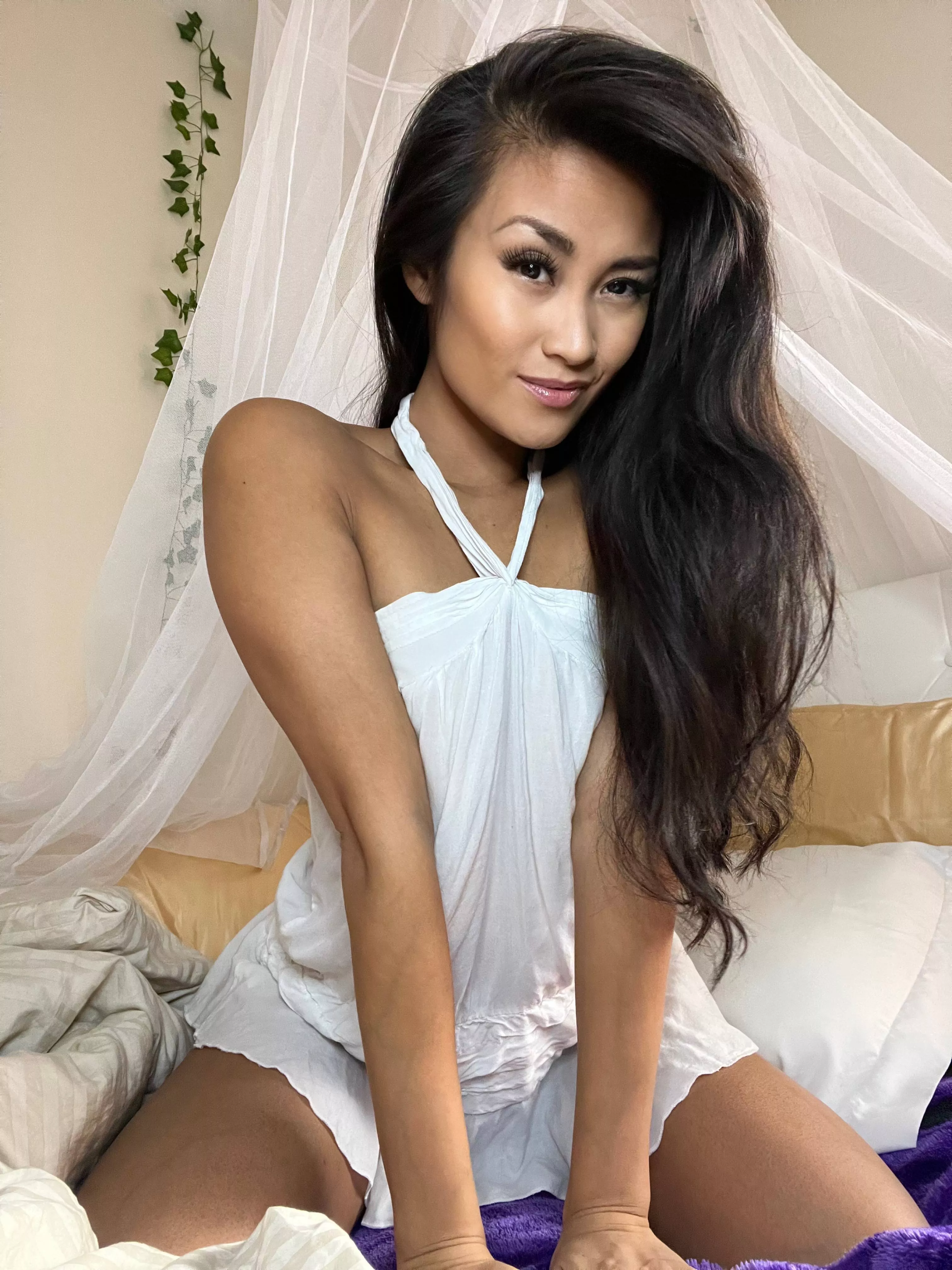 I'm home alone, wanna come over?