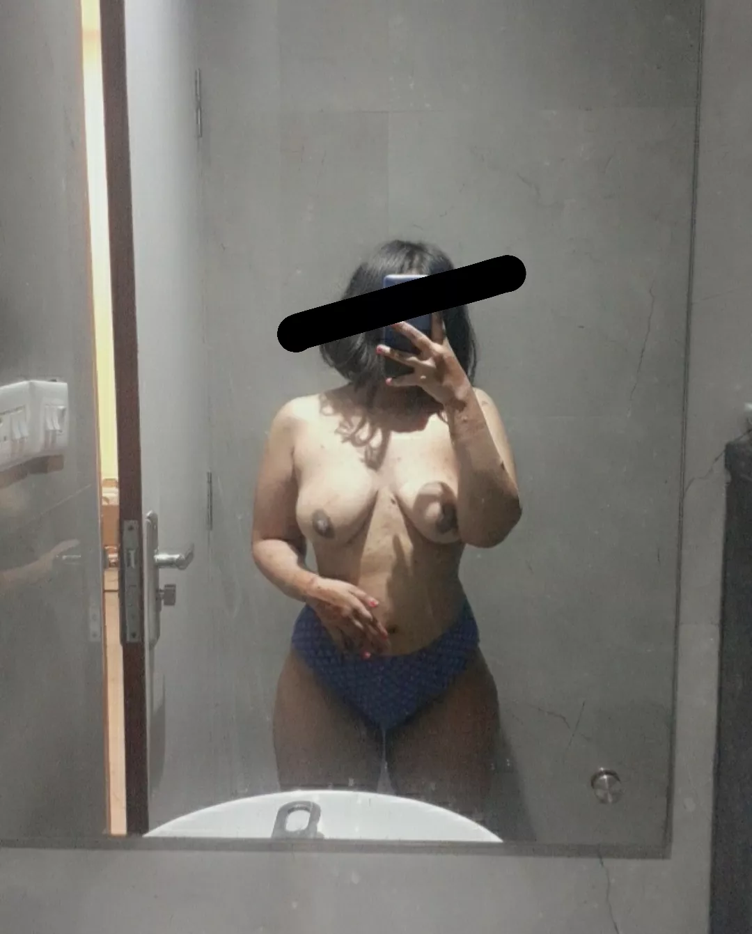 I'm very Tipsy and absolutely Horny 👀 (f) would you come over?