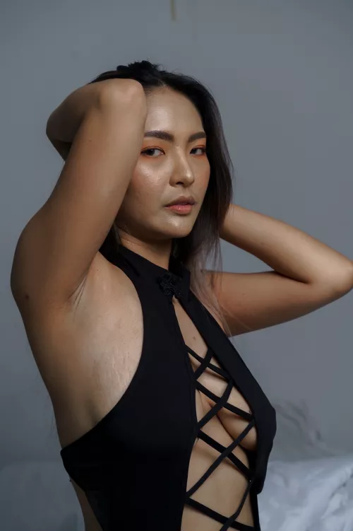 I’m young and ready to go wild for you ;)