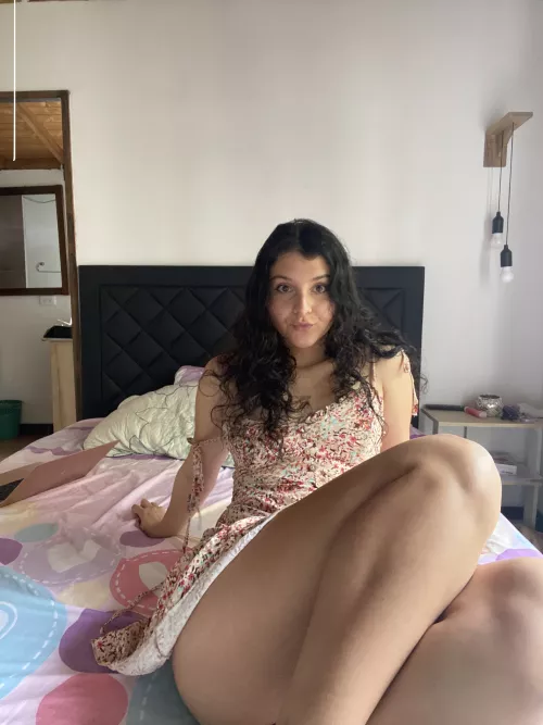 In mood for netflix and chill, you down? 🥰