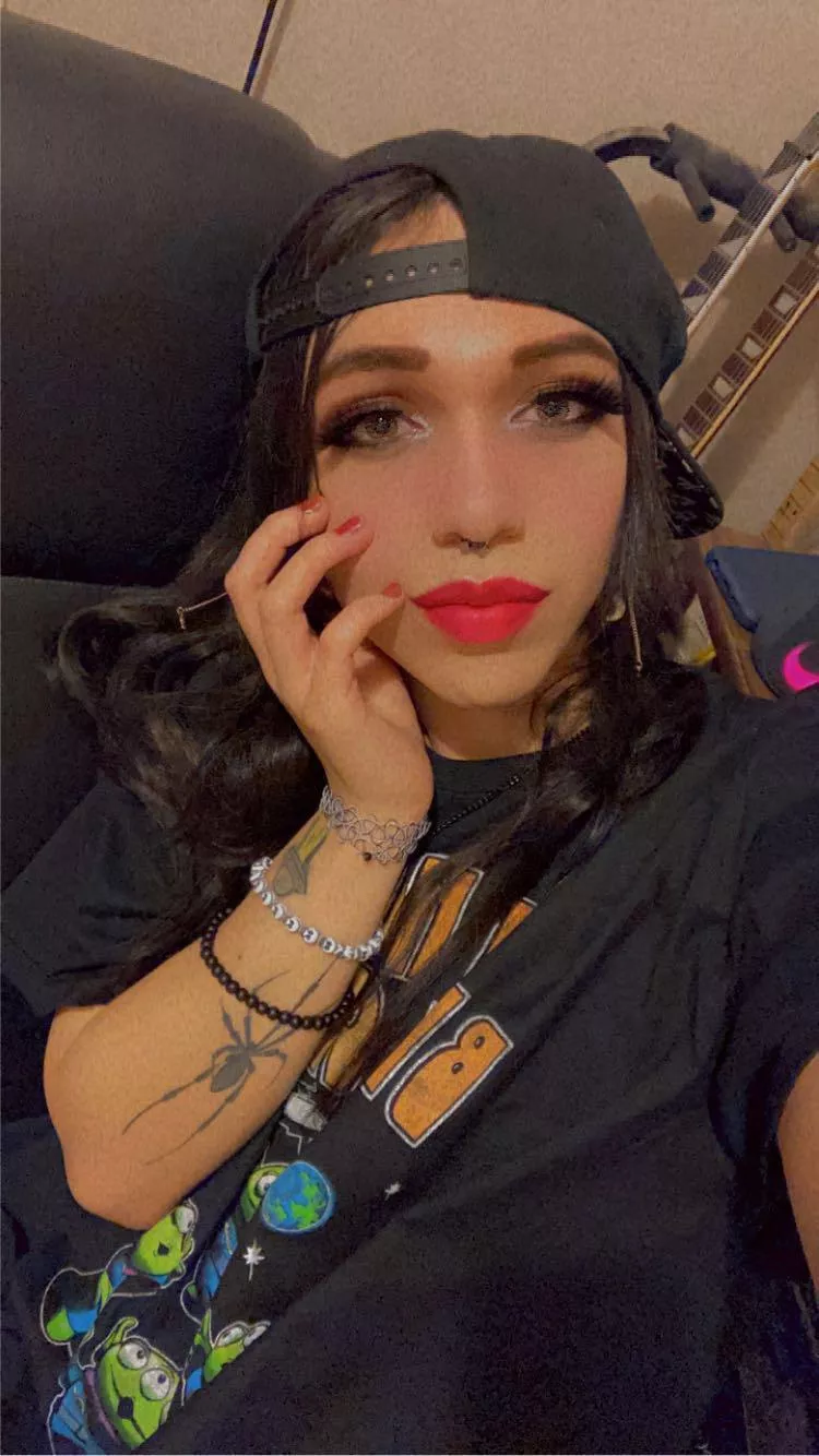 Is a hot dog a sandwich? 🤔