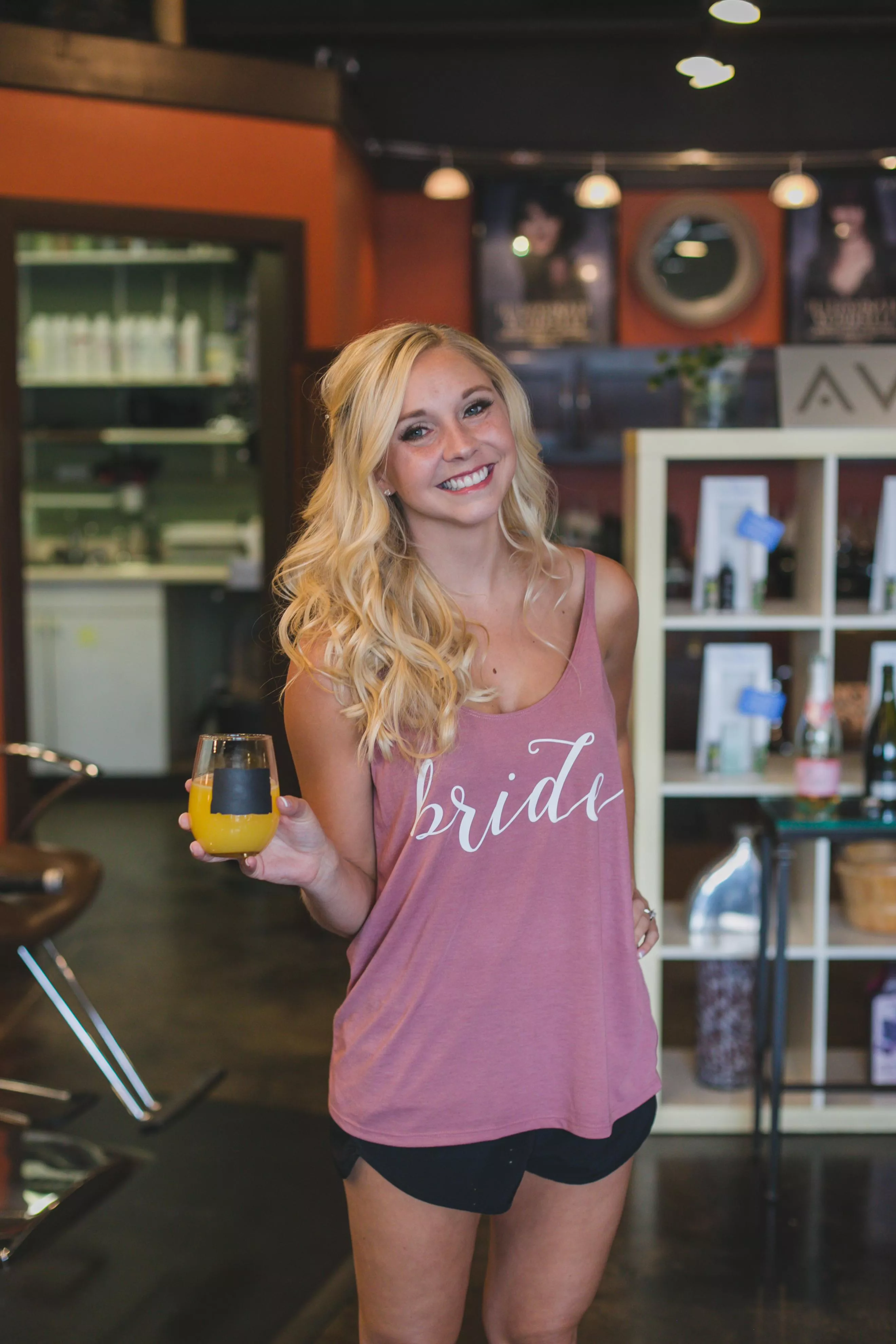 IUTR Bride getting ready