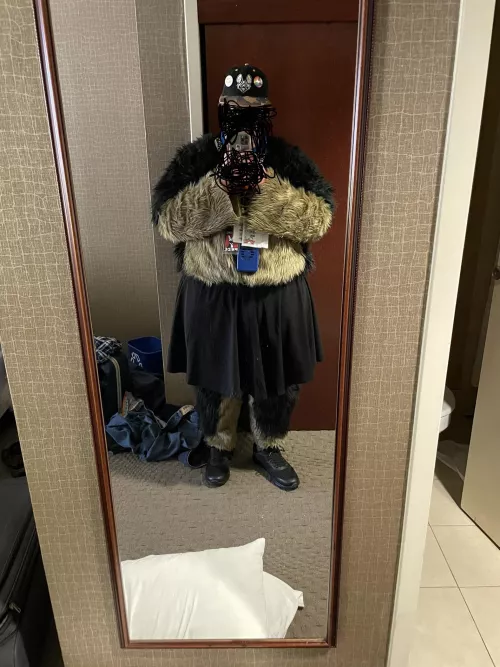 Just out of Curiosity is anyone at AnthroExpo in Oklahoma City, Oklahoma Today or going tomorrow? Just thought I’d ask. Sorry for the bad face edit. If you are here PLEASE DONT take pic of me or my face outside of my suit.