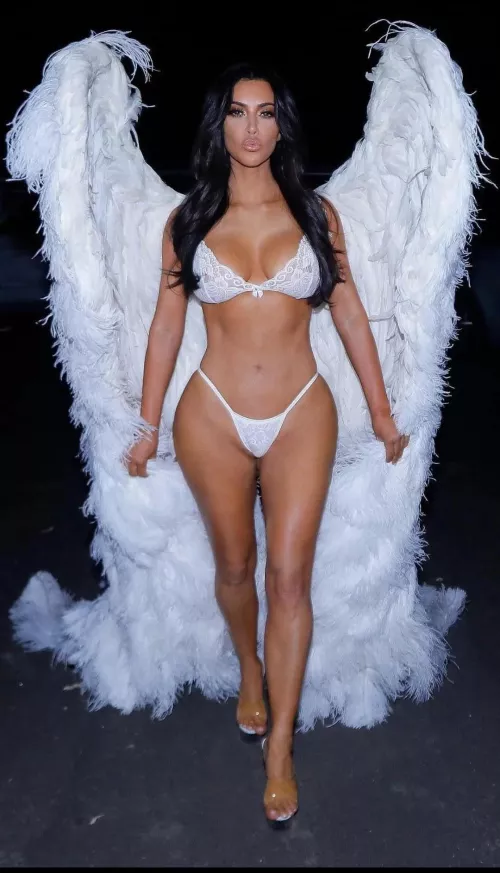 Kim k freaking awesome