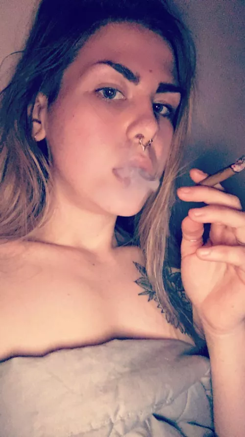 late night blunt <3