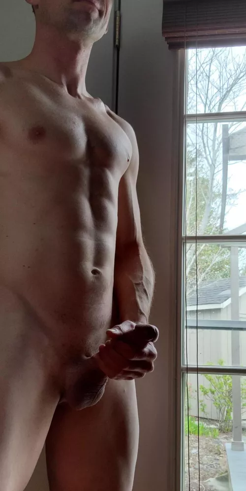 Let's fuck while the neighbors watch 😈