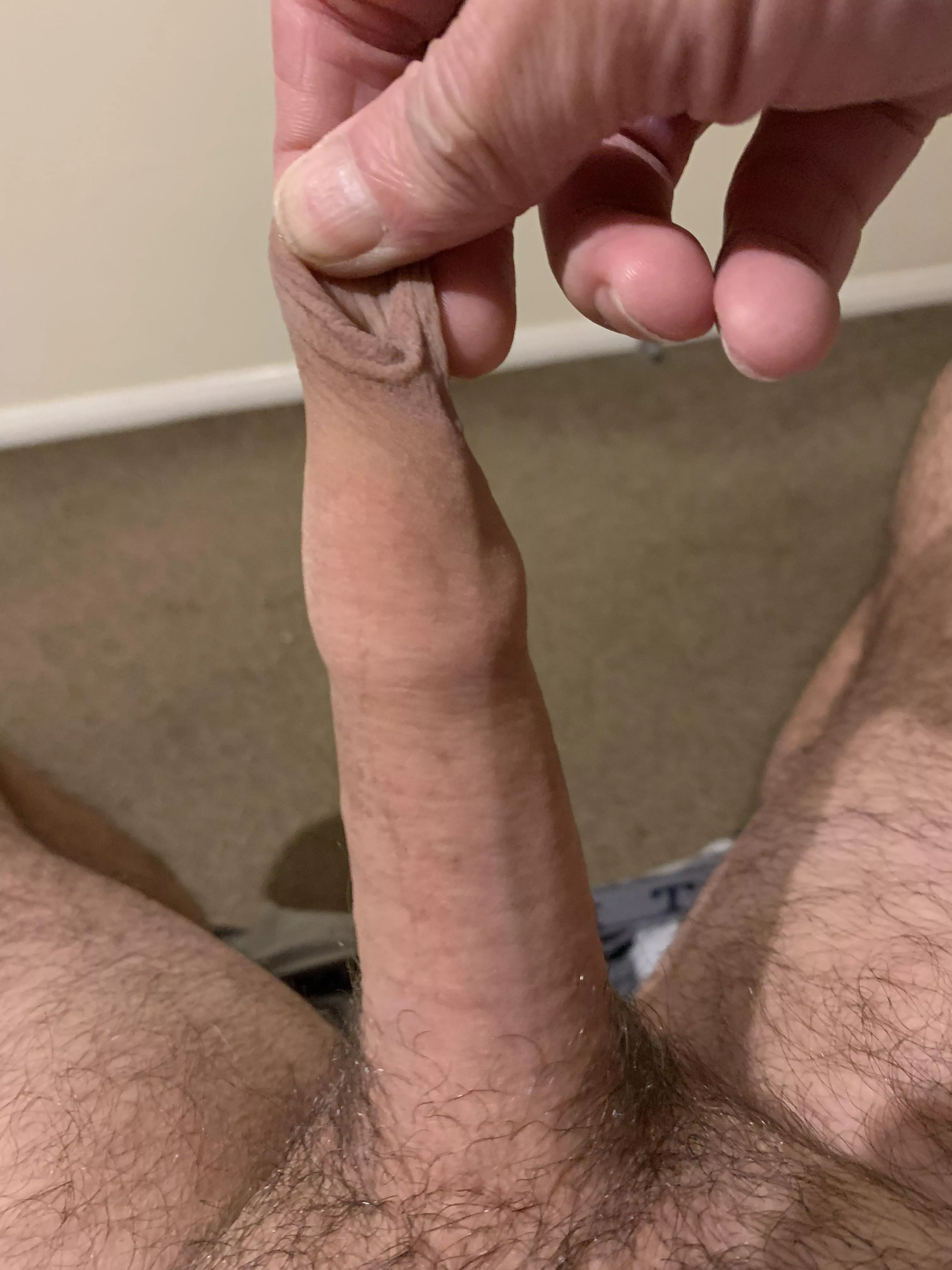Need to stretch my foreskin…. Can you put your cock inside 😊