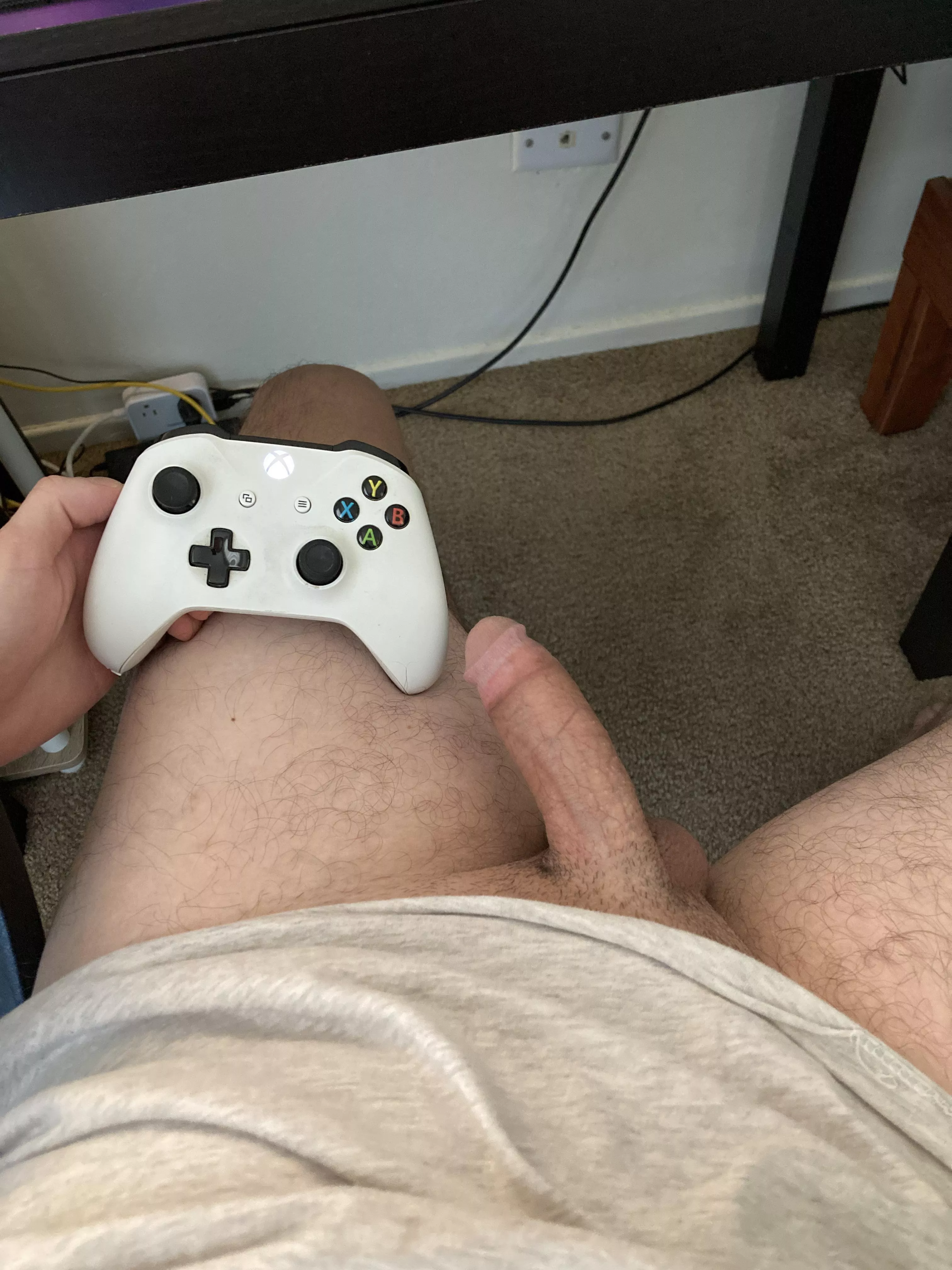 Not sure which I prefer to play with 😩