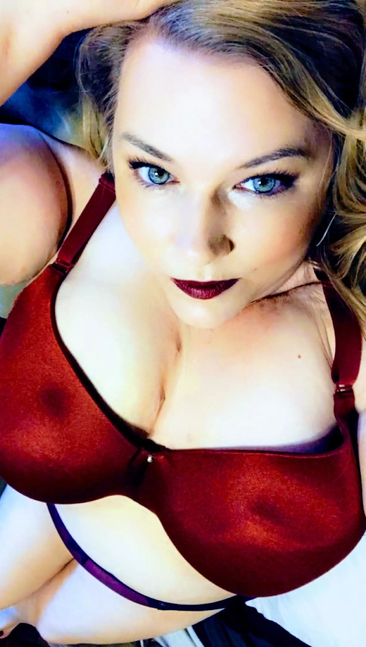 🎵 Passion killer, you’re too much You’re the only one I wanna touch🎵