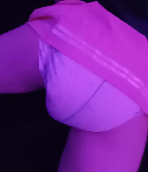 pat the bummies and i make cummies!! :D