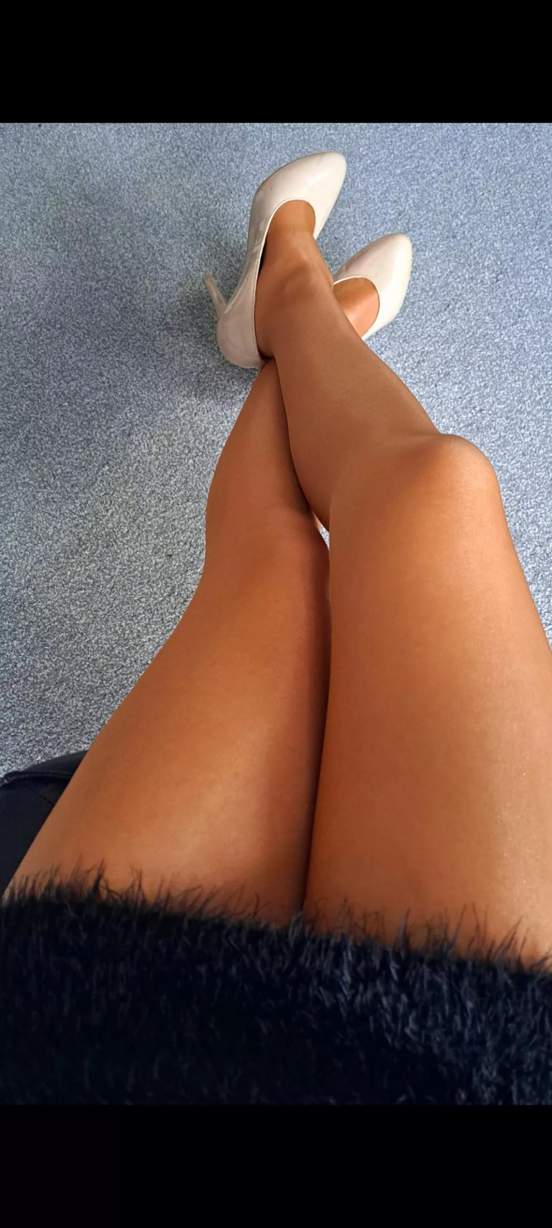 Petite Pins that Go All the Way up ⬆️