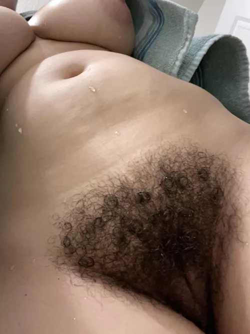 Play with my curls please