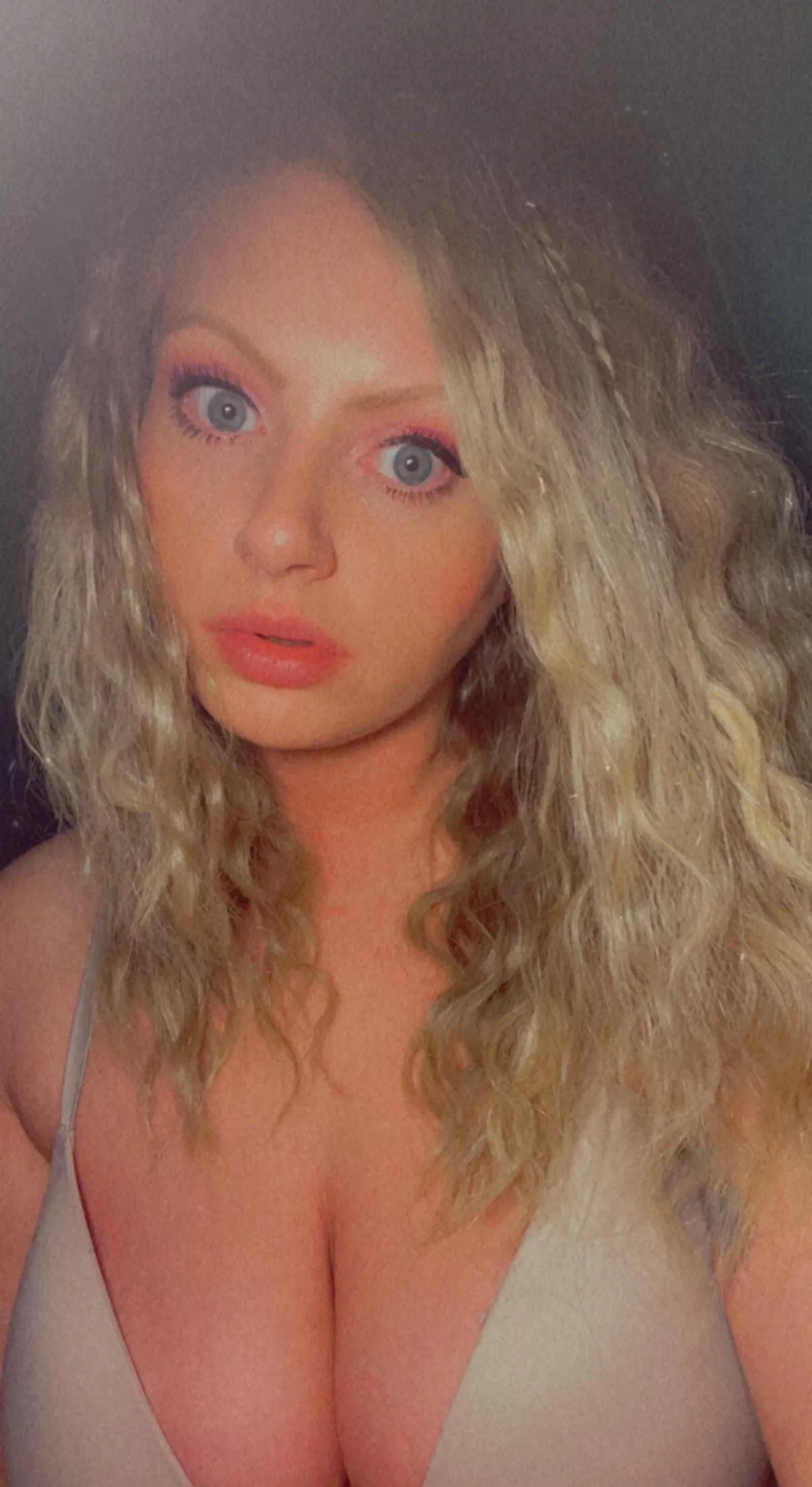 play with my hair and tell me i’m pretty.