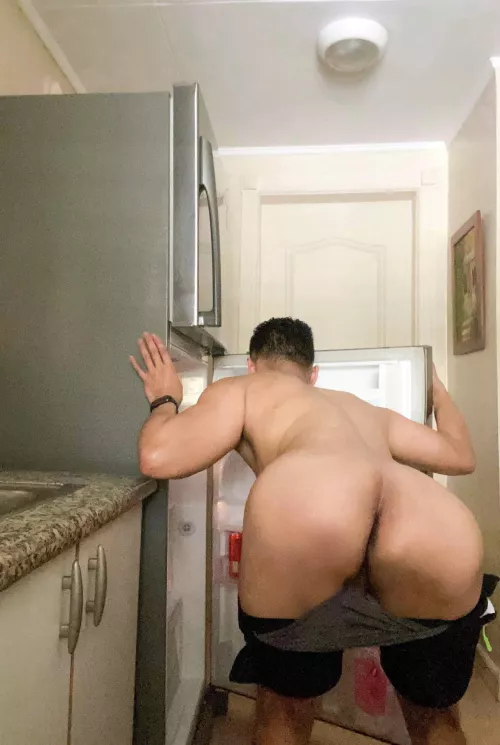 Pound me here while i leave the fridge open