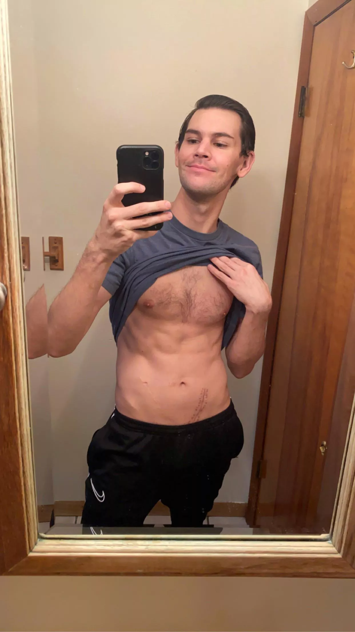 Slowly becoming a gym bro 💪🏻