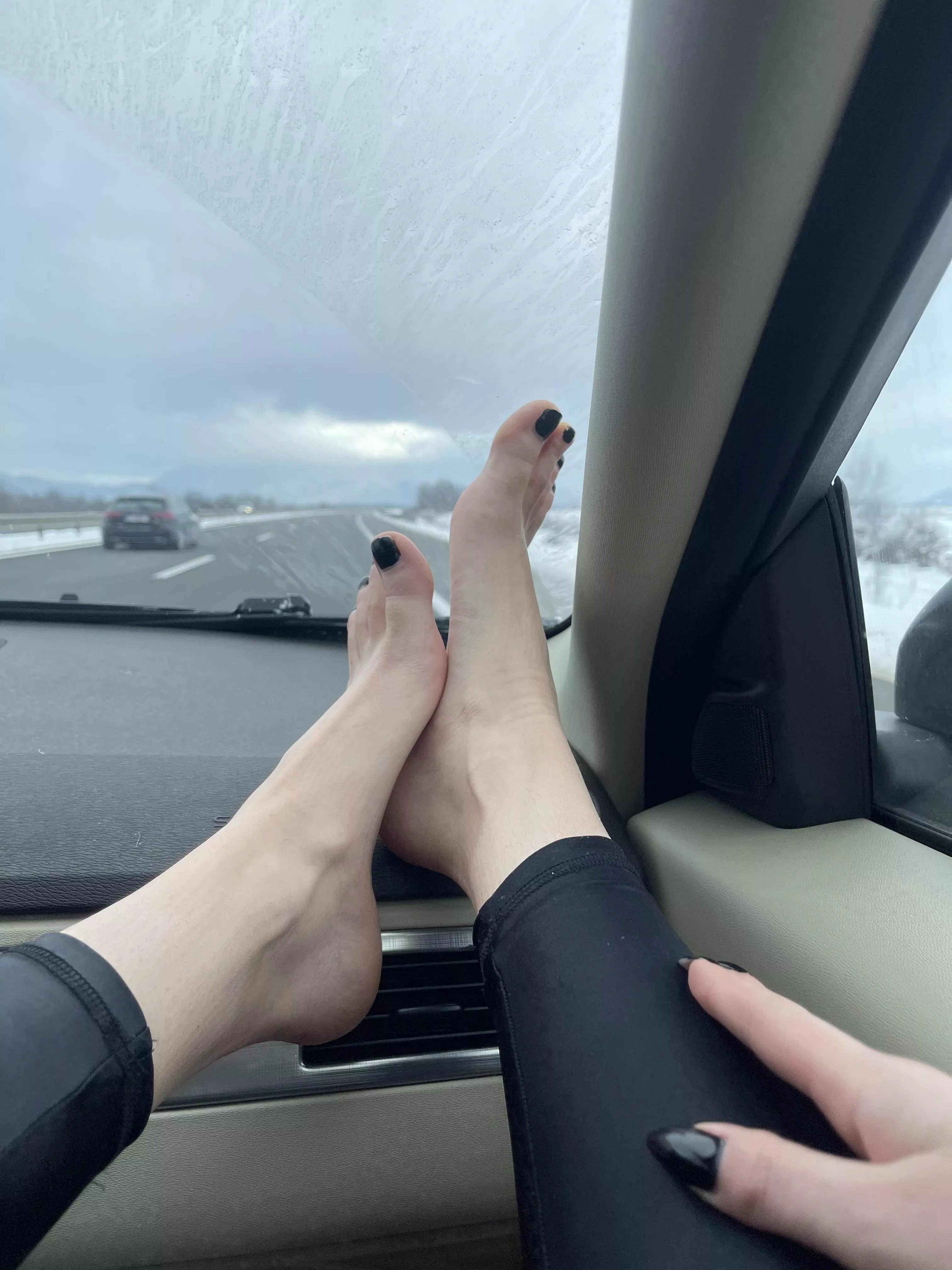 Someone was staring at my feet.. 😈