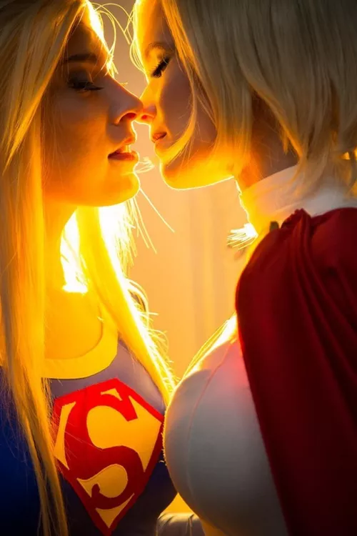 Superwoman vs. Power Girl