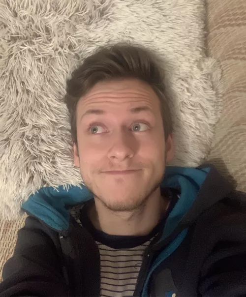 Thought I looked kinda cute here, but the guy I matched with on a dating app didn’t agree with me and told me that I look “funny” and he didn’t mean it in a good way… I guess I will just stay single forever 🙃